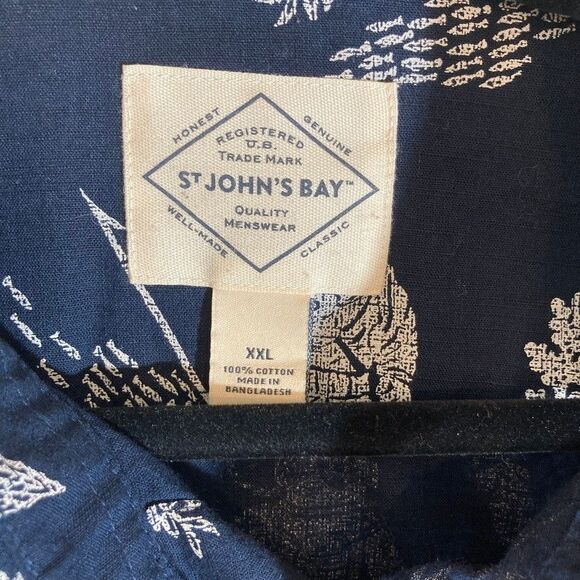 Tropical Scuba Diver Print Button Up Shirt XXL Navy Blue Vacation Resort Wear - Picture 3 of 8